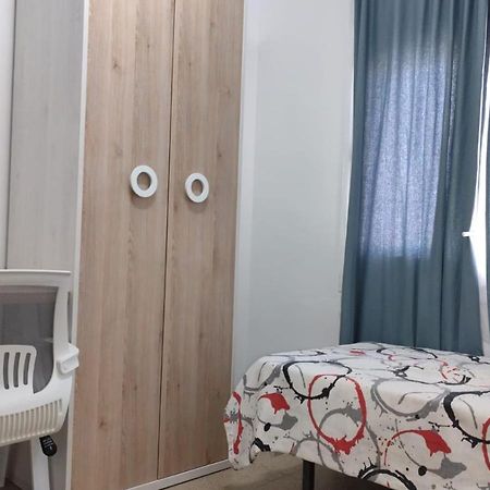 Hostal Ideal กาวา ภายนอก รูปภาพ